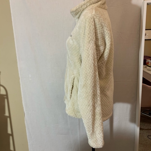 Columbia women’s cream fleece zip up size medium - Picture 2 of 3